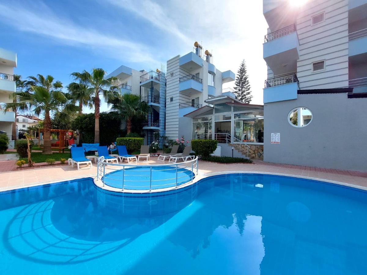 Summer Rose Hotel 3*