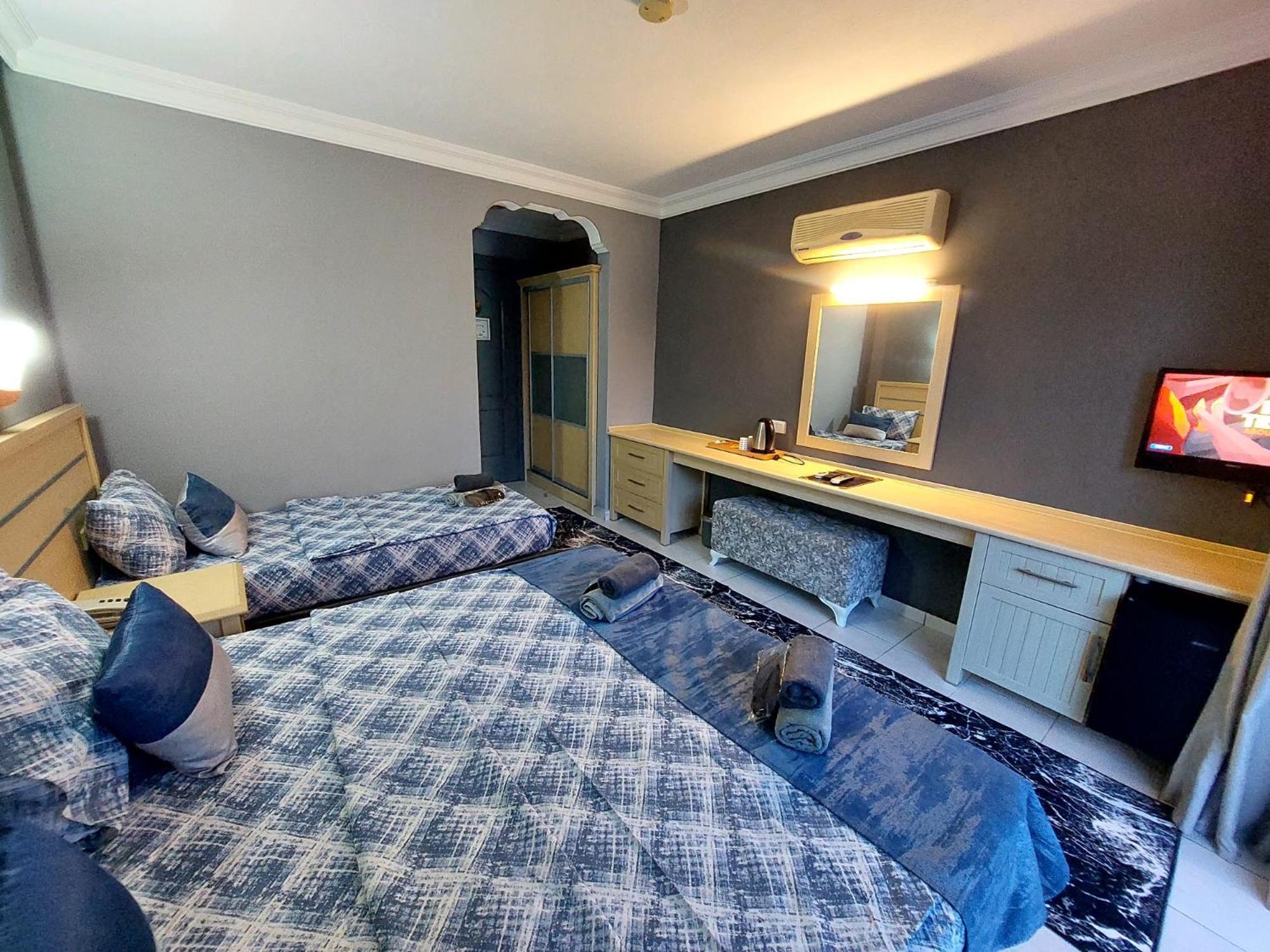Hotel Summer Rose 3*