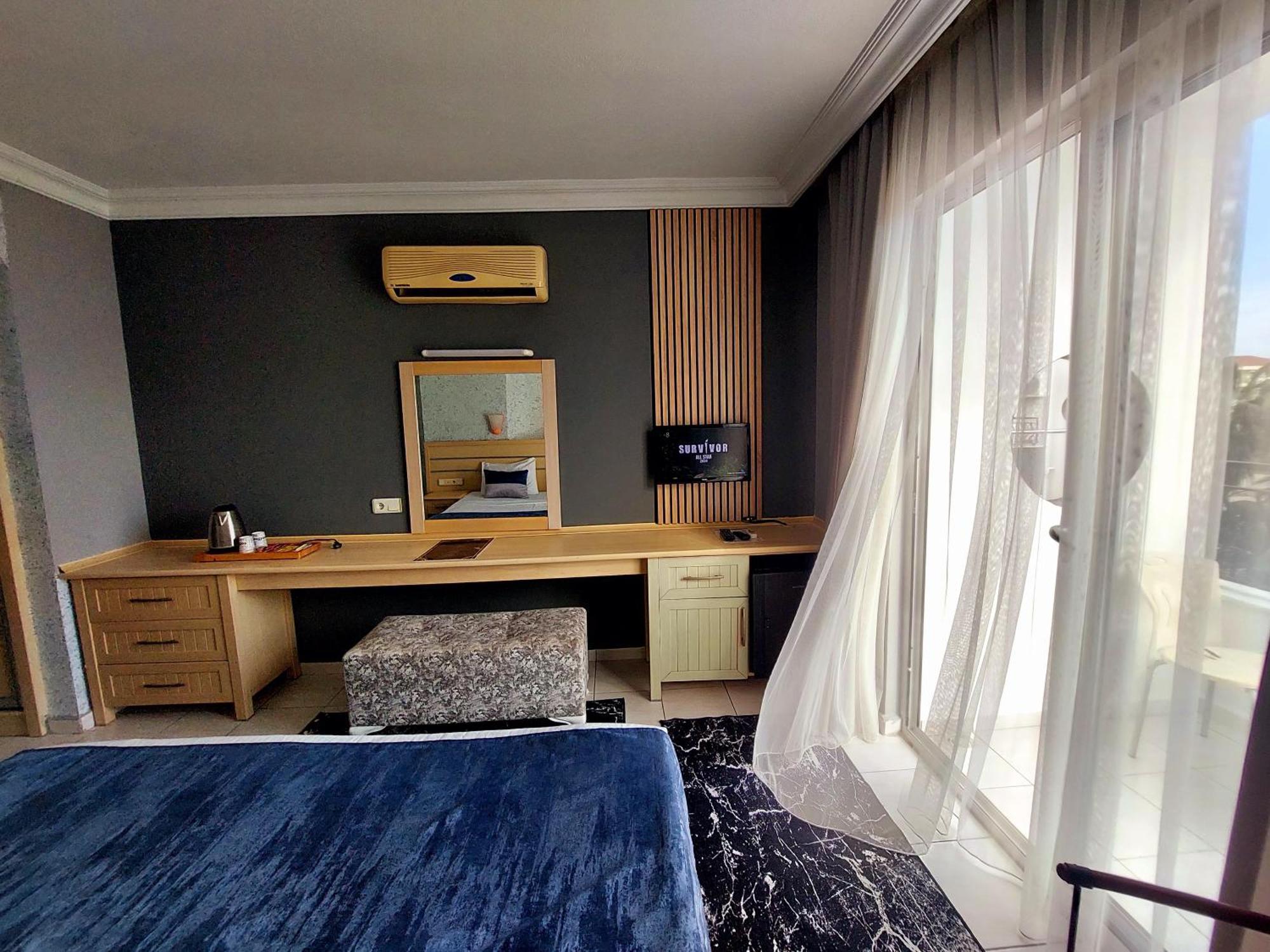 Hotel Summer Rose 3*